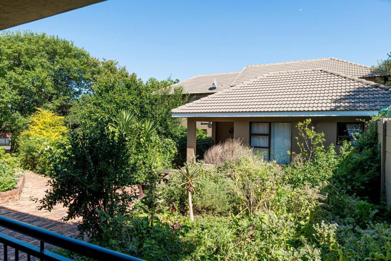 Ruth Avenue Guest House Edenvale Exteriér fotografie
